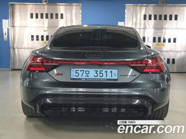 Audi RS e-Tron GT GT RS - фото 4