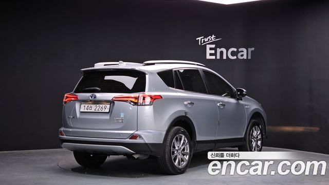Toyota RAV4 2.5 4WD Hybrid 4th - фото 1