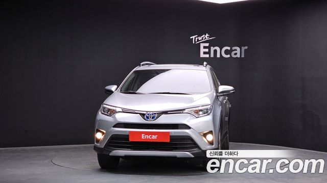 Toyota RAV4 2.5 4WD Hybrid 4th - фото 2