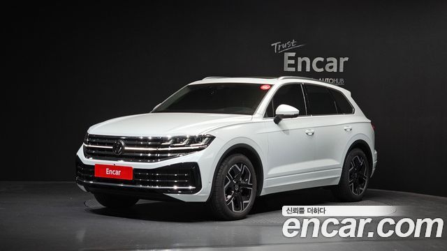 Volkswagen Touareg 3-го поколения 3.0 TDI Prestige - фото 0