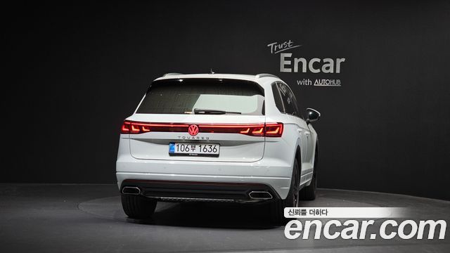 Volkswagen Touareg 3-го поколения 3.0 TDI Prestige - фото 3
