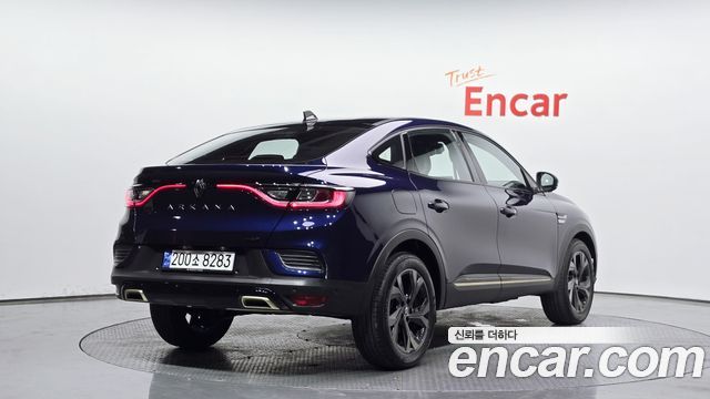 Renault Samsung Arkana 1.6 E-TECH Iconic Design Package - фото 1