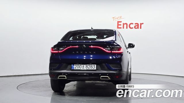 Renault Samsung Arkana 1.6 E-TECH Iconic Design Package - фото 3
