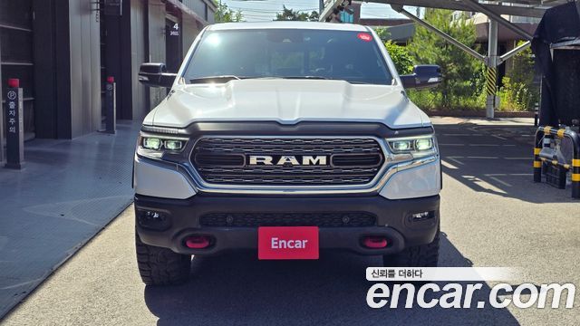 Dodge Ram Pick Up 5.7 - фото 1
