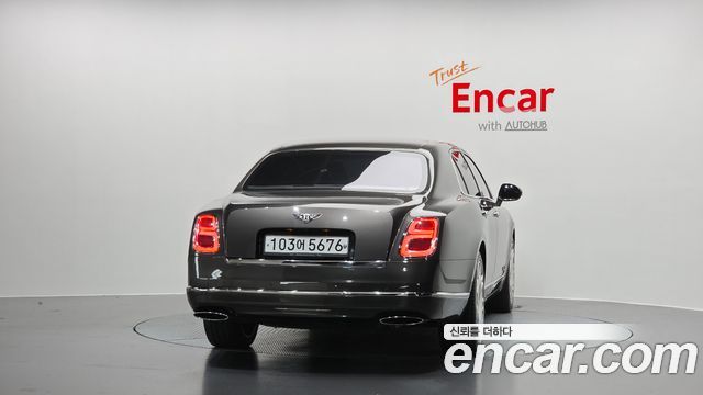 Bentley Mulsanne 6.8 - фото 3