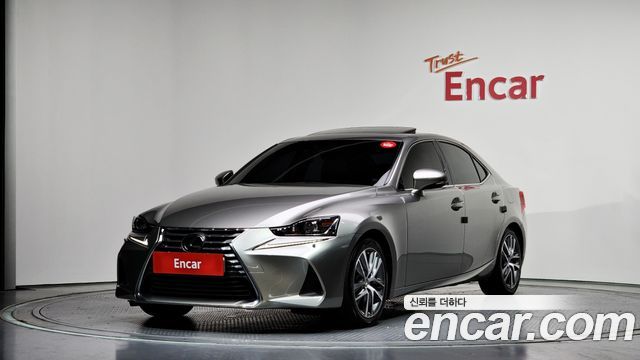 Lexus IS 300 Supreme - фото 0
