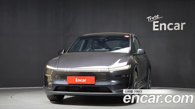 Tesla Model Y L Long Range AWD - фото 2