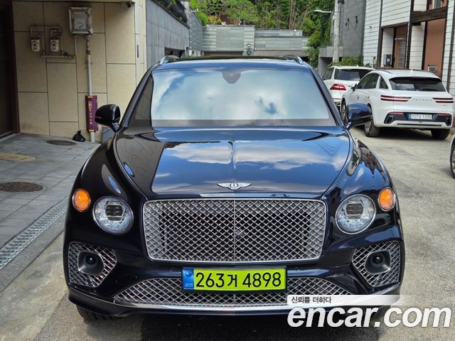 Bentley Bentayga 4.0 V8 - фото 0