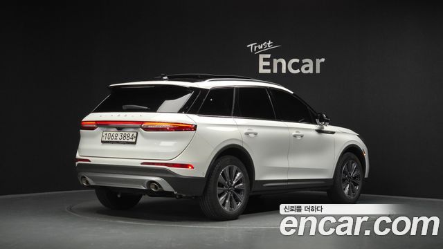 Lincoln Corsair 2.0 Reserve AWD - фото 1