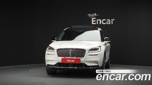 Lincoln Corsair 2.0 Reserve AWD - фото 2