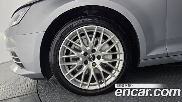 Audi A4 B9 35 TDI Quattro Premium - фото 4