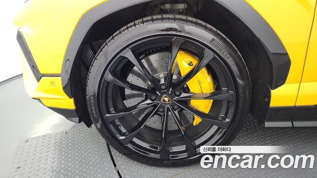 Lamborghini Urus 4.0 V8 S - фото 4
