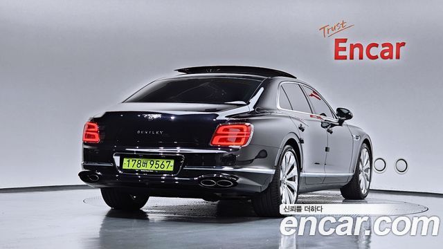 Bentley Flying Spur 3-го поколения 4.0 - фото 1