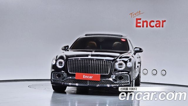 Bentley Flying Spur 3-го поколения 4.0 - фото 2