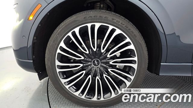 Lincoln Aviator 2-го поколения 3.0 Black Label AWD - фото 4