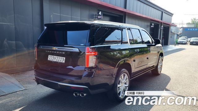 Chevrolet Surburban 6.2 - фото 1