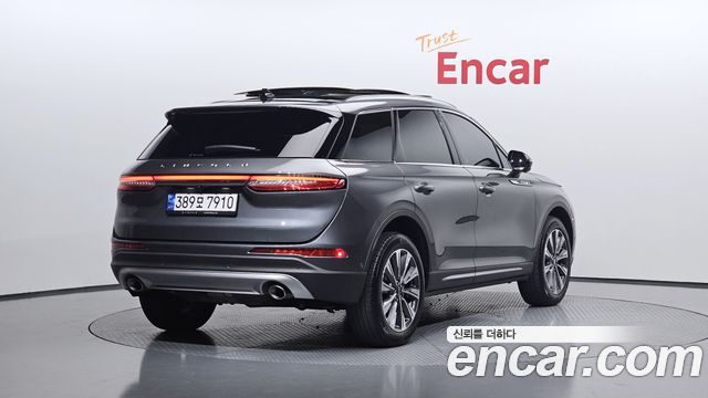 Lincoln Corsair 2.0 Reserve AWD - фото 1