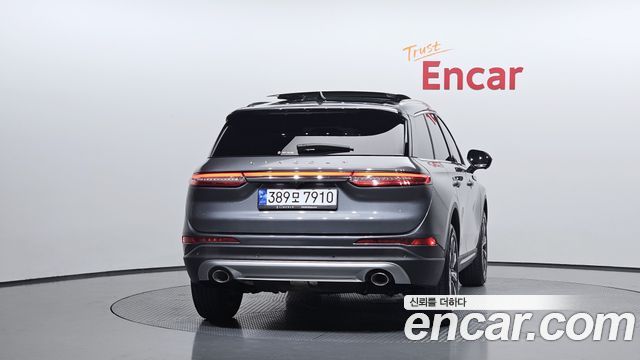 Lincoln Corsair 2.0 Reserve AWD - фото 3