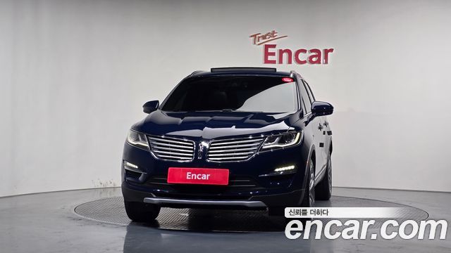 Lincoln MKC 2.0 AWD - фото 2