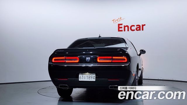 Dodge Challenger 3.6 - фото 3