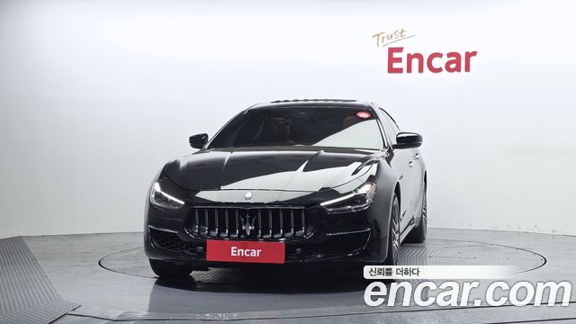 Maserati Ghibli 2.0 Granlusso 3rd - фото 2