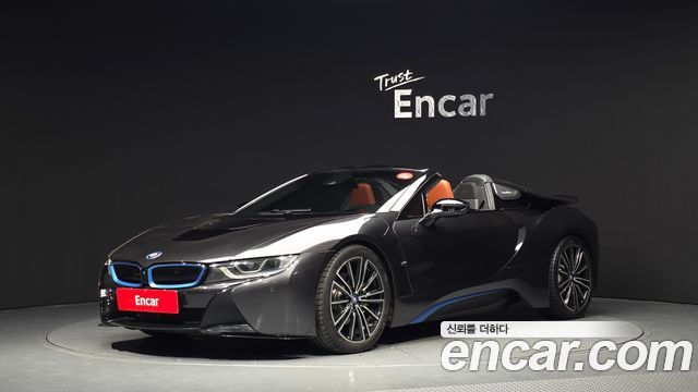BMW i8 Roadster - фото 0