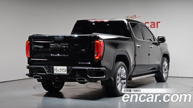 GMC Sierra Denali-X - фото 0