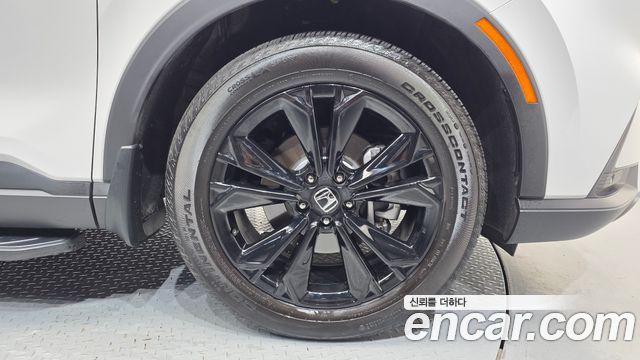 Honda CR-V 6-го поколения 2.0 Hybrid Touring 2WD - фото 4