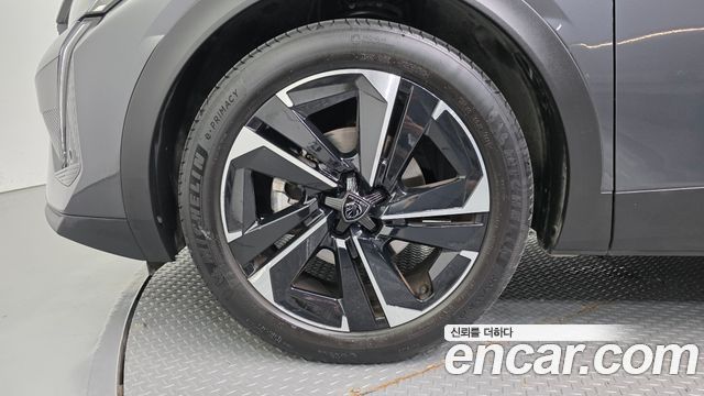 Peugeot 408 1.2 Pure Tech Allure - фото 4