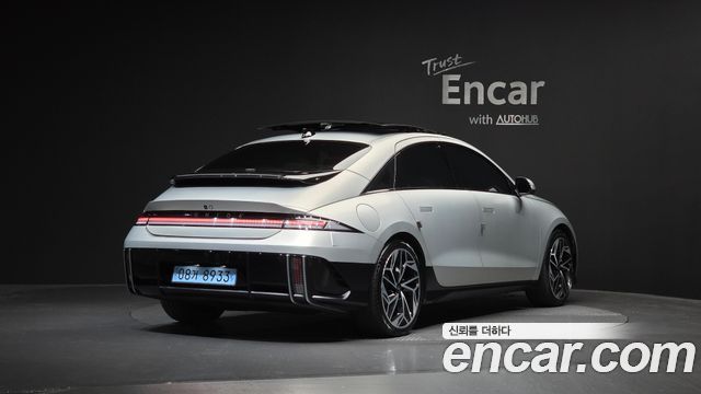 Hyundai Ioniq6 Long Range Exclusive + - фото 1