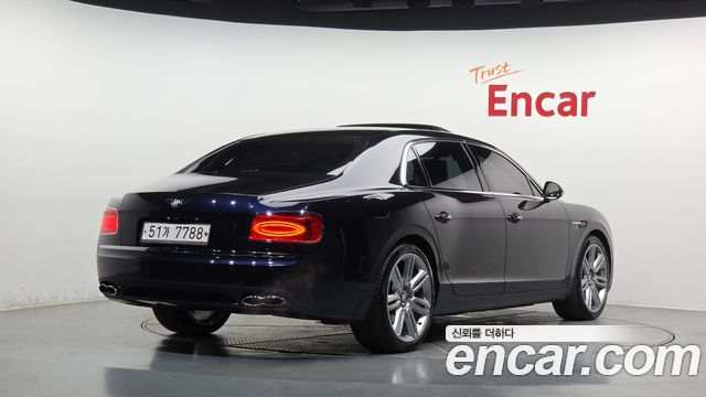 Bentley Flying Spur 2-го поколения 4.0 - фото 1