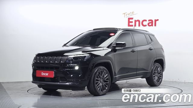 Jeep Compass 2-го поколения S 2.4 AWD - фото 0