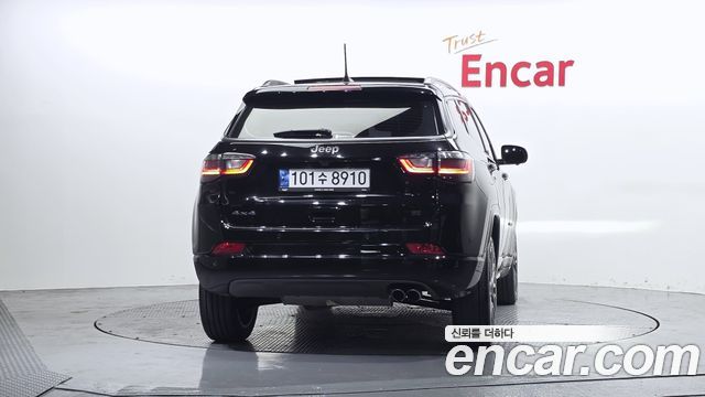 Jeep Compass 2-го поколения S 2.4 AWD - фото 3