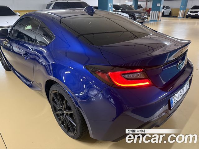 Toyota 86 GR86 2.4 Premium - фото 1