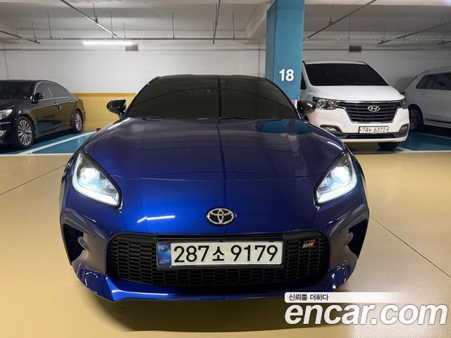 Toyota 86 GR86 2.4 Premium - фото 2