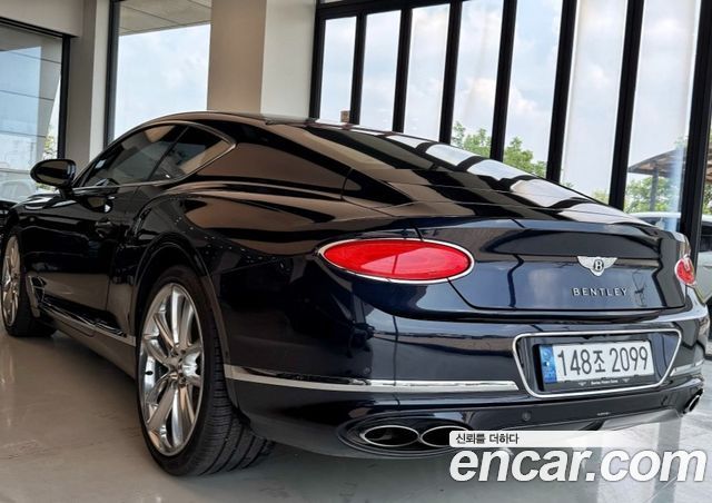 Bentley Continental GT 4.0 GT - фото 3