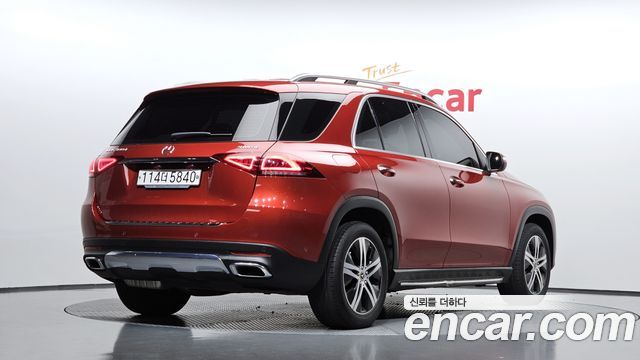 Mercedes-Benz GLE-Class W167 GLE300d 4MATIC - фото 1