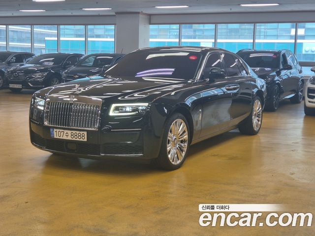 Rolls-Royce Ghost 2-го поколения 6.7 V12 - фото 0