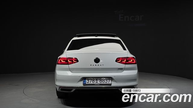 Volkswagen Passat B8 2.0 TDI 4Motion Prestige - фото 3