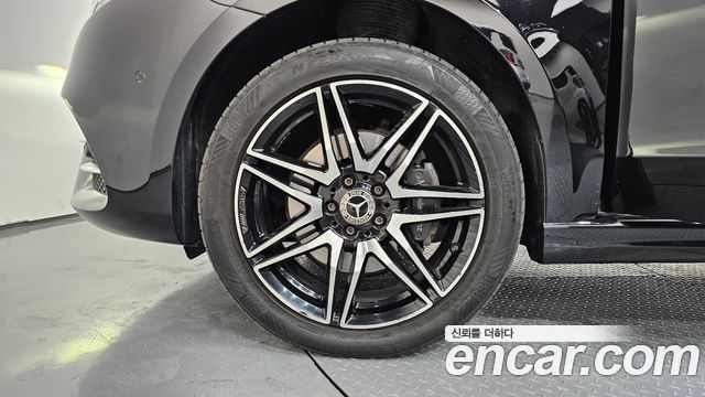 Mercedes-Benz V-Class V300 CDI W447 - фото 4