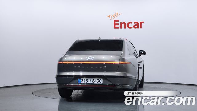 Hyundai Grandeur GN7, гибрид Calligraphy - фото 3