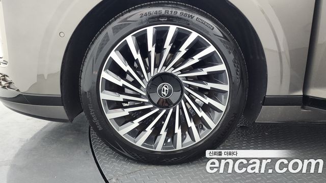 Hyundai Grandeur GN7, гибрид Calligraphy - фото 4