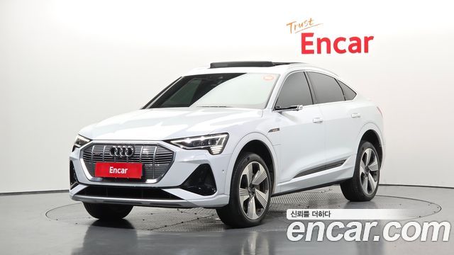 Audi e-Tron 55 Quattro Sportback - фото 0