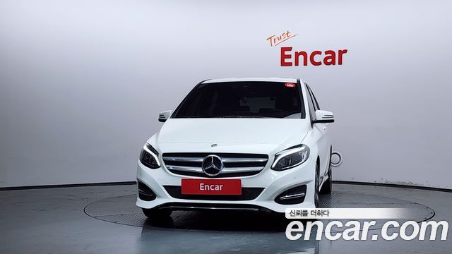 Mercedes-Benz B-Class W246 B220 - фото 2