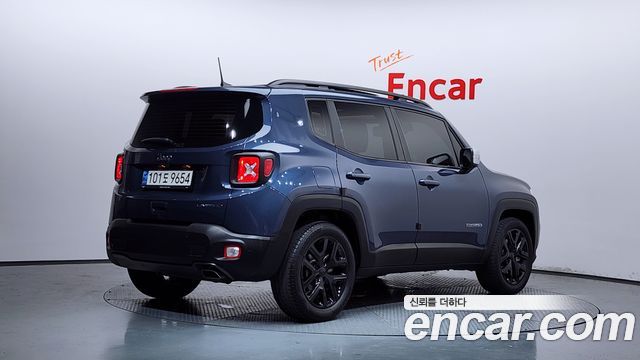 Jeep Renegade 1.3 Limited - фото 1
