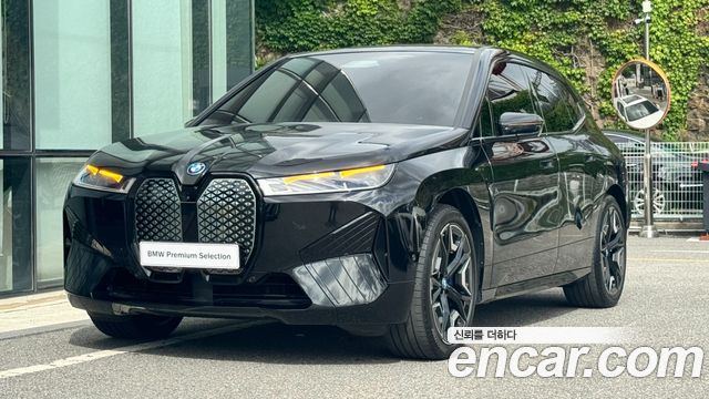 BMW iX xDrive50 Sports Plus - фото 0