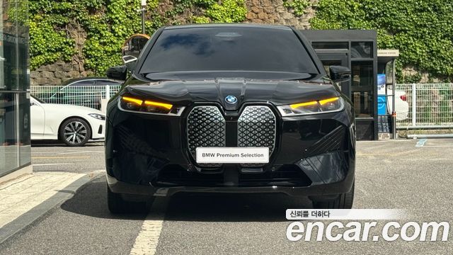 BMW iX xDrive50 Sports Plus - фото 2