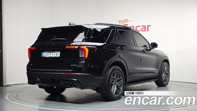 Ford Explorer 6-го поколения 2.3 ST-Line 4WD - фото 1