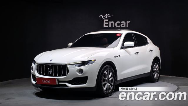 Maserati Levante 3.0 Diesel AWD - фото 0