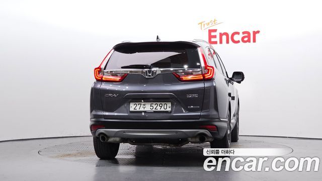 Honda CR-V 5-го поколения 1.5 Touring 4WD - фото 3